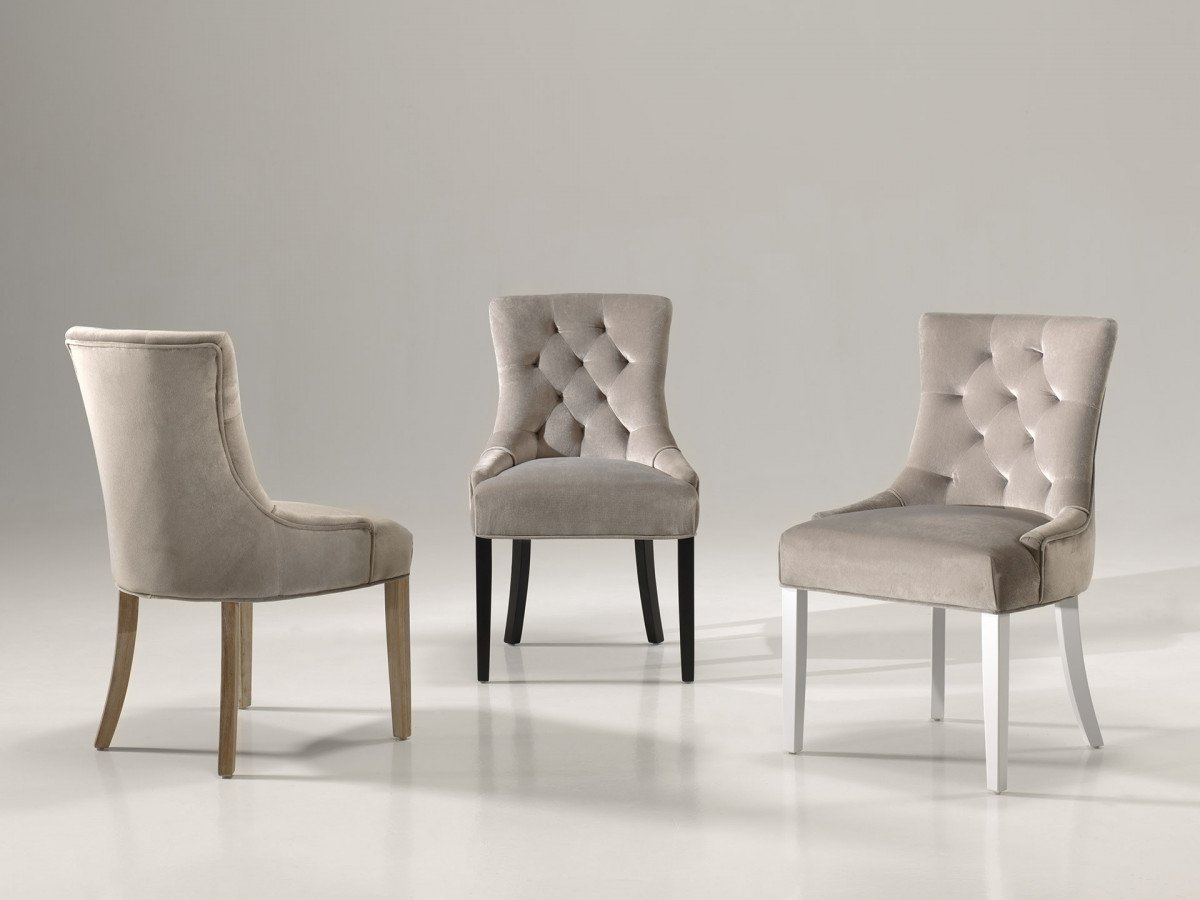 Chaise capitonnée tissu velours beige VICTORIA Chaise capitonnée tissu velours beige VICTORIA
