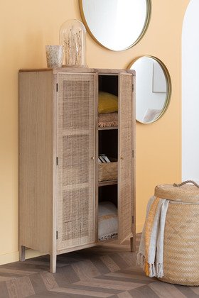 Armoire scandinave en bois naturel et rotin HILDA