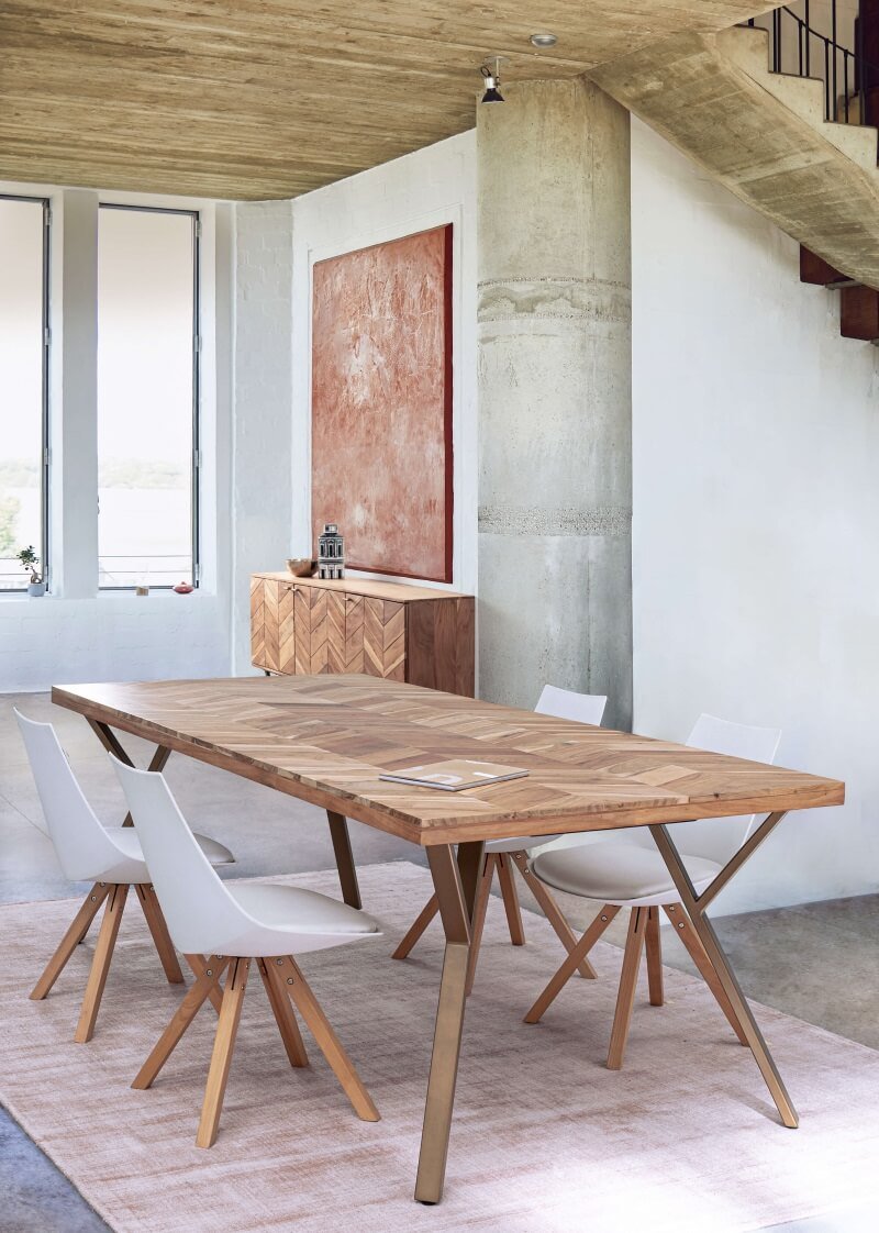 Table à manger en bois massif d'acacia 220 cm motif chevron AXEL