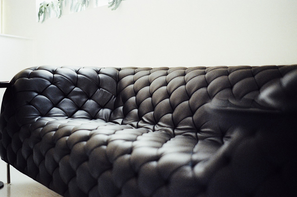 Du style et des formes : découvrez le canapé sous tous ses angles